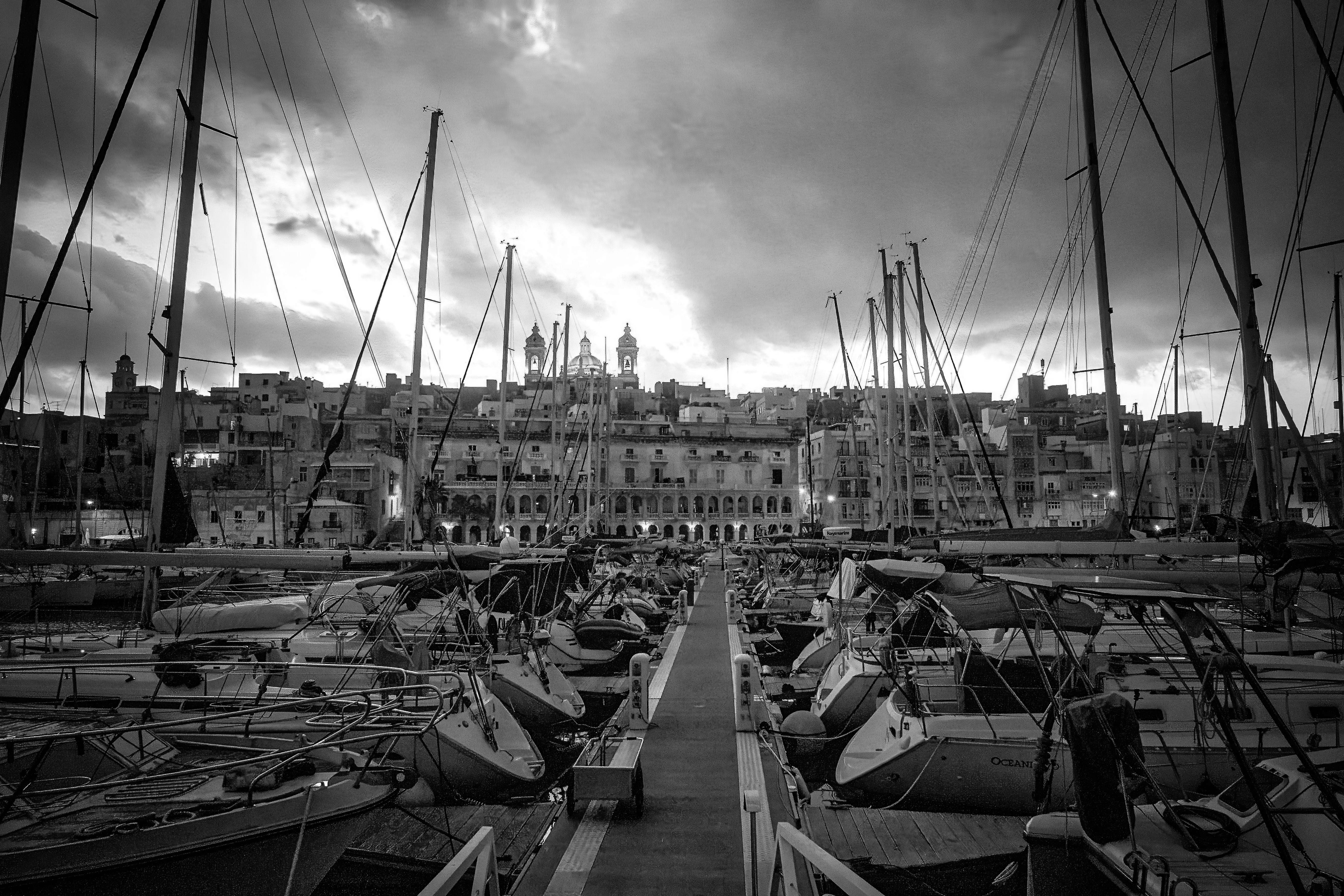 Malta Taxbiex. Photo belongs to 9 Tom Fisk